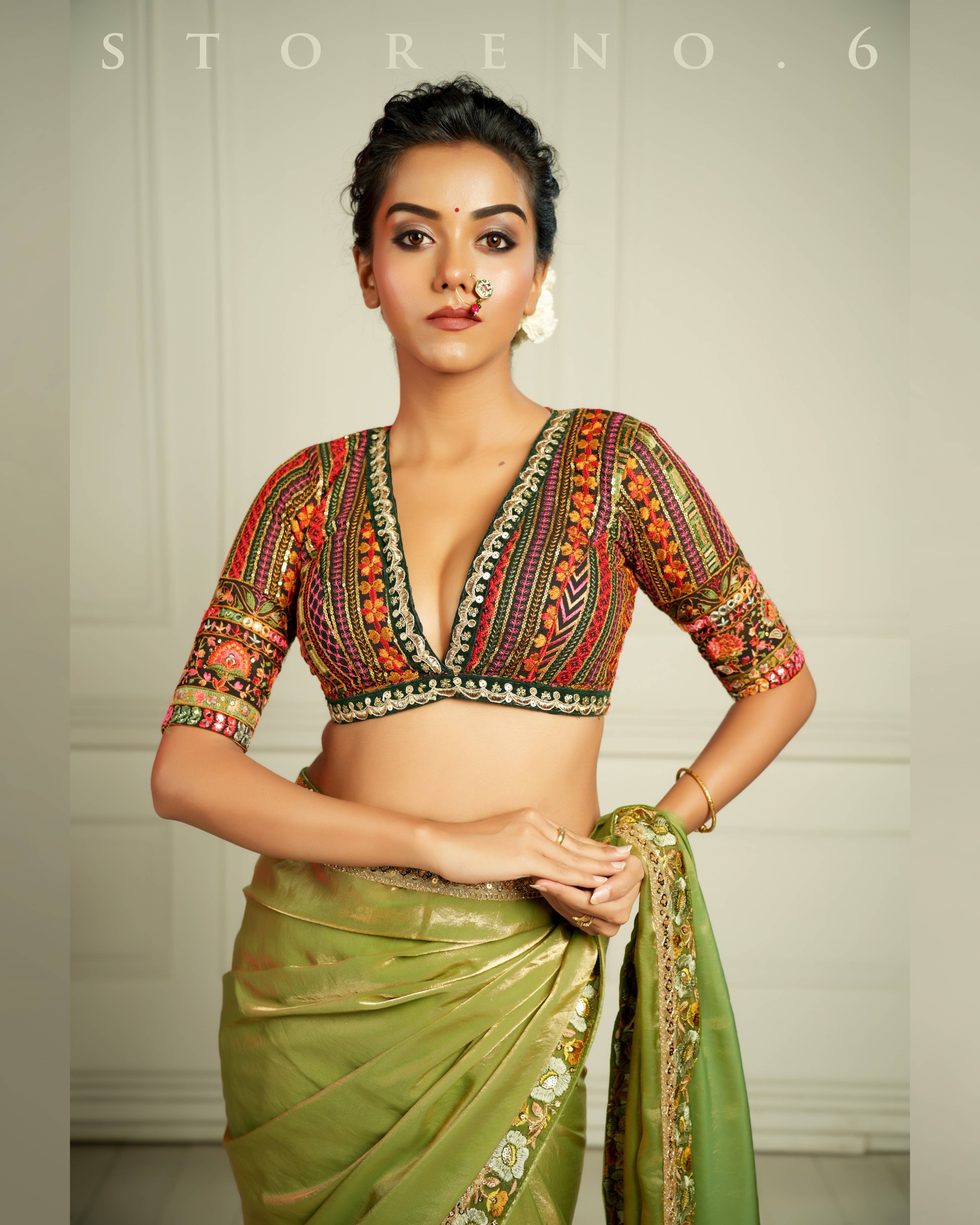 THE IMPERIAL MEADOW WHISPER SAREE WITH DORE KAARI SIAH HEMMED BLOUSE