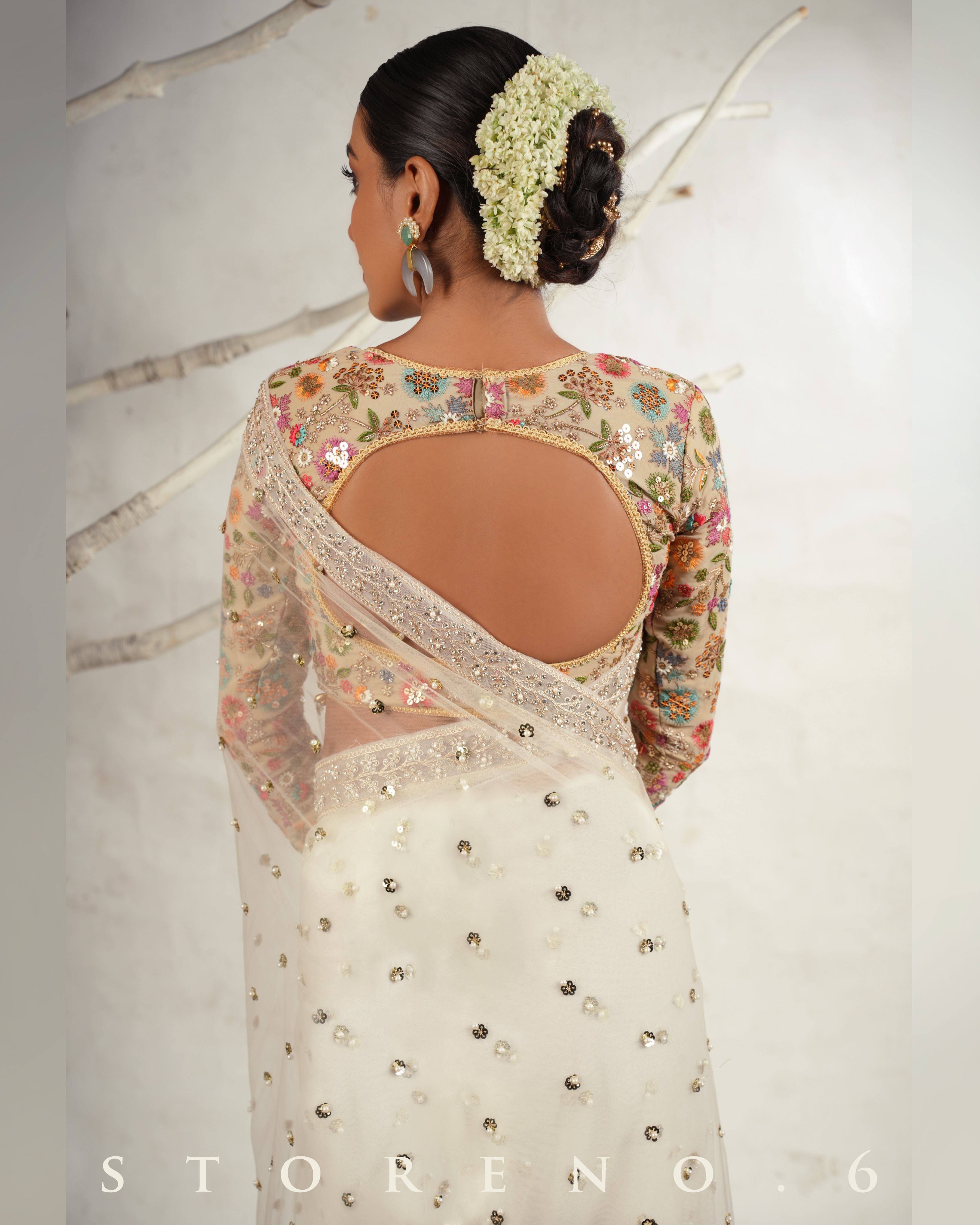 THE FROST FAME SAREE WITH THE DREAM DELIGHT BLOUSE