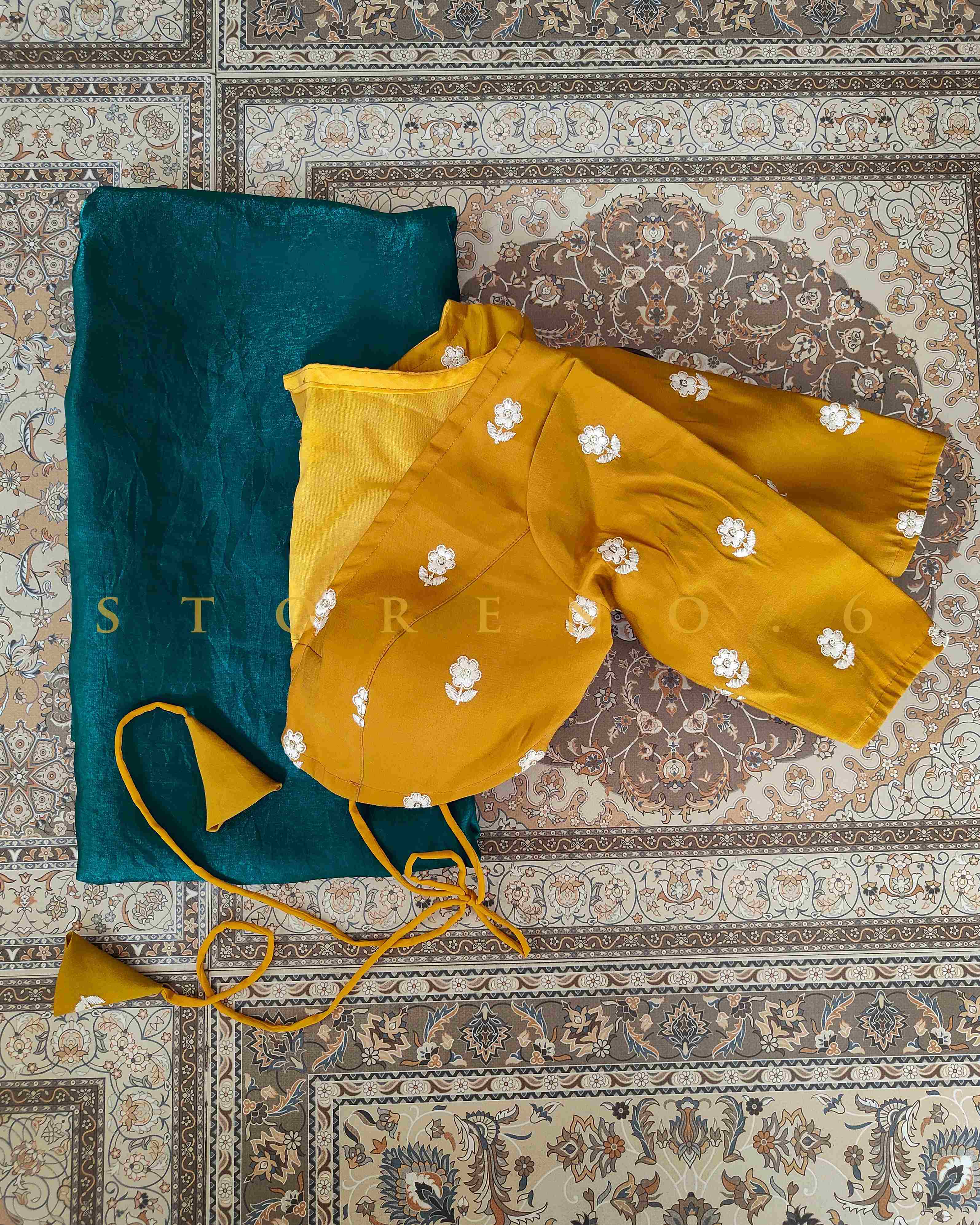 AASMA SAREE AND BLOUSE SET