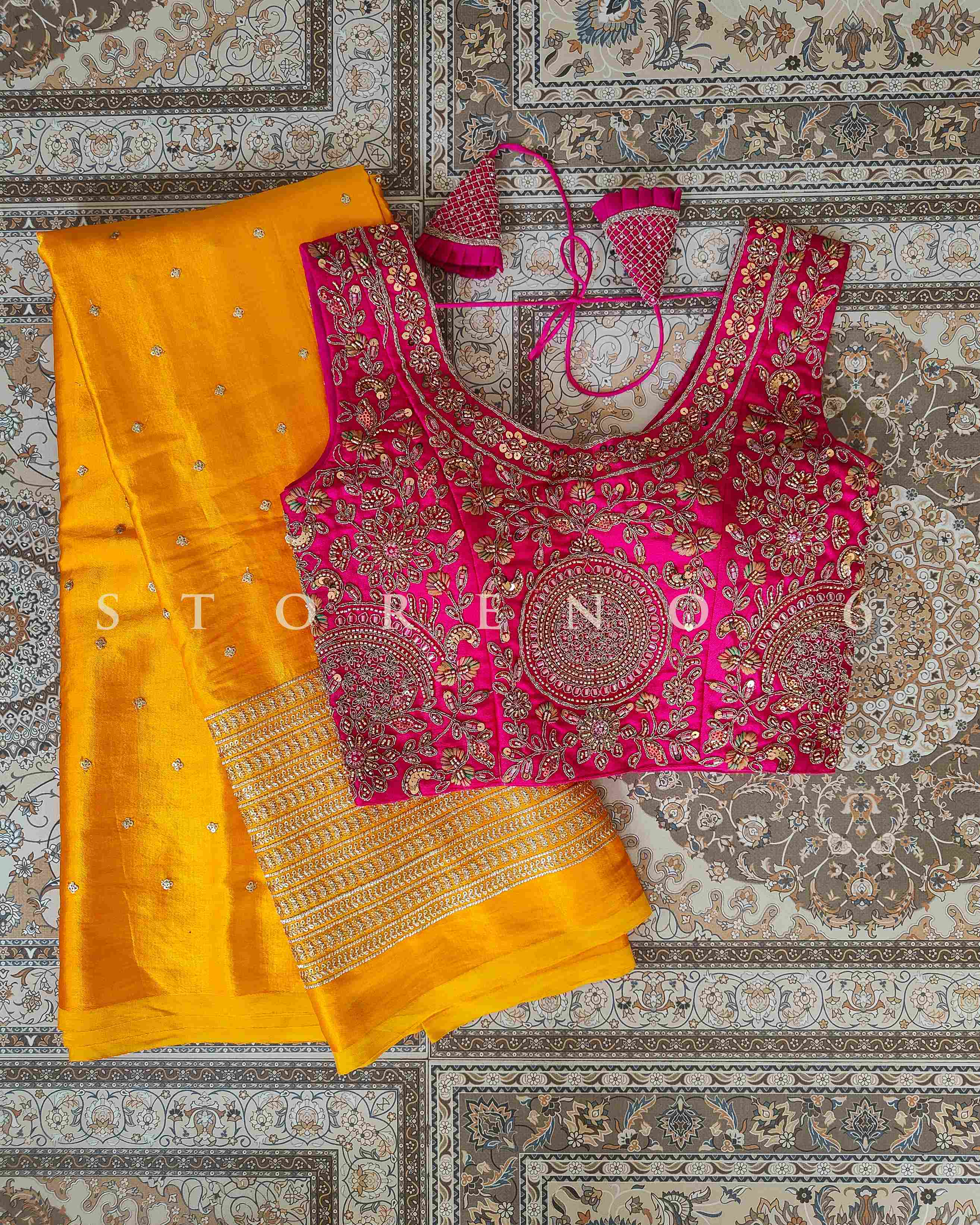 RAHA SAREE AND BLOUSE SET