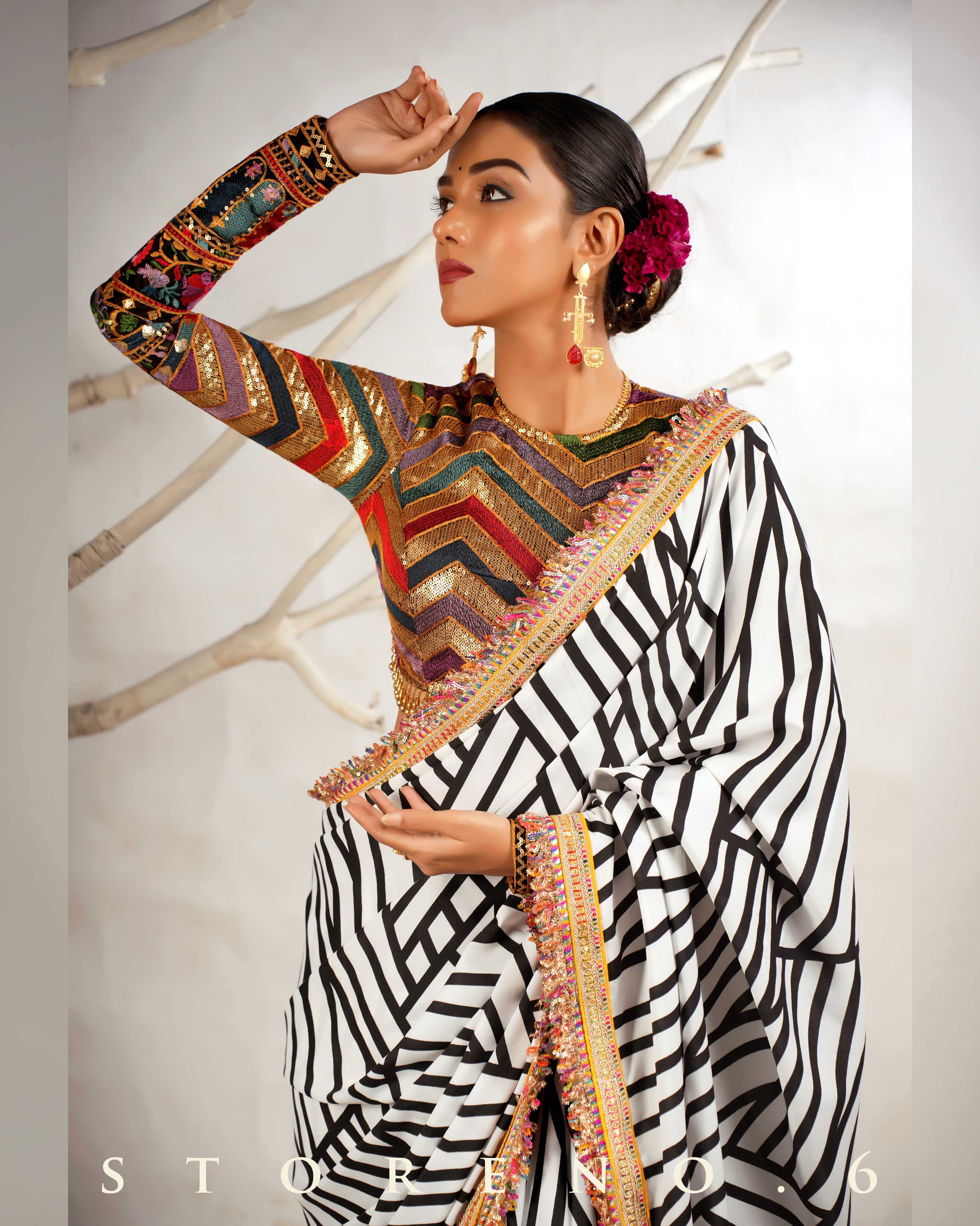 THE WIZARD'S SHOW SAREE WITH BEBAAK SIAH CLASSIC BLOUSE