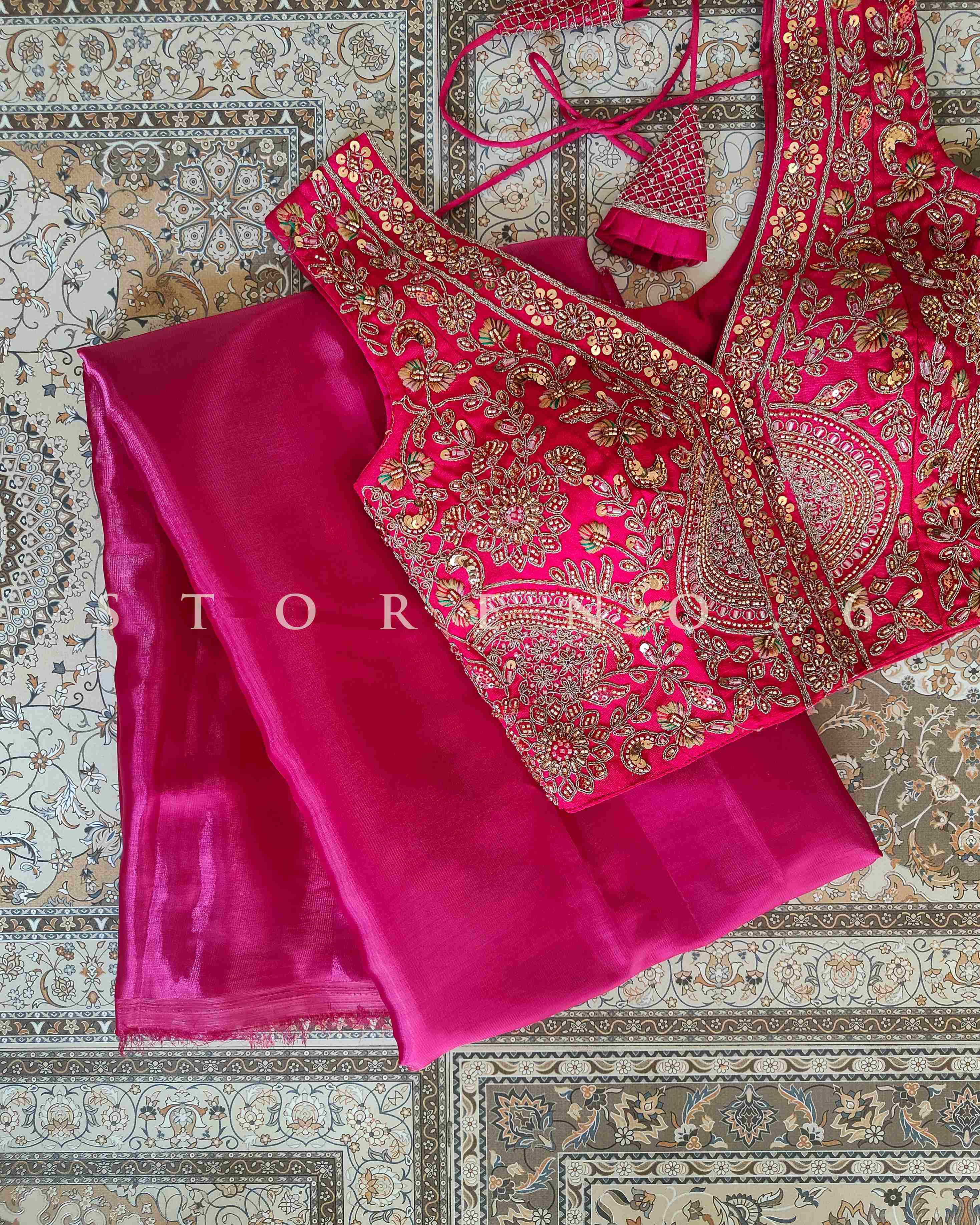 RANI SAREE AND BLOUSE SET