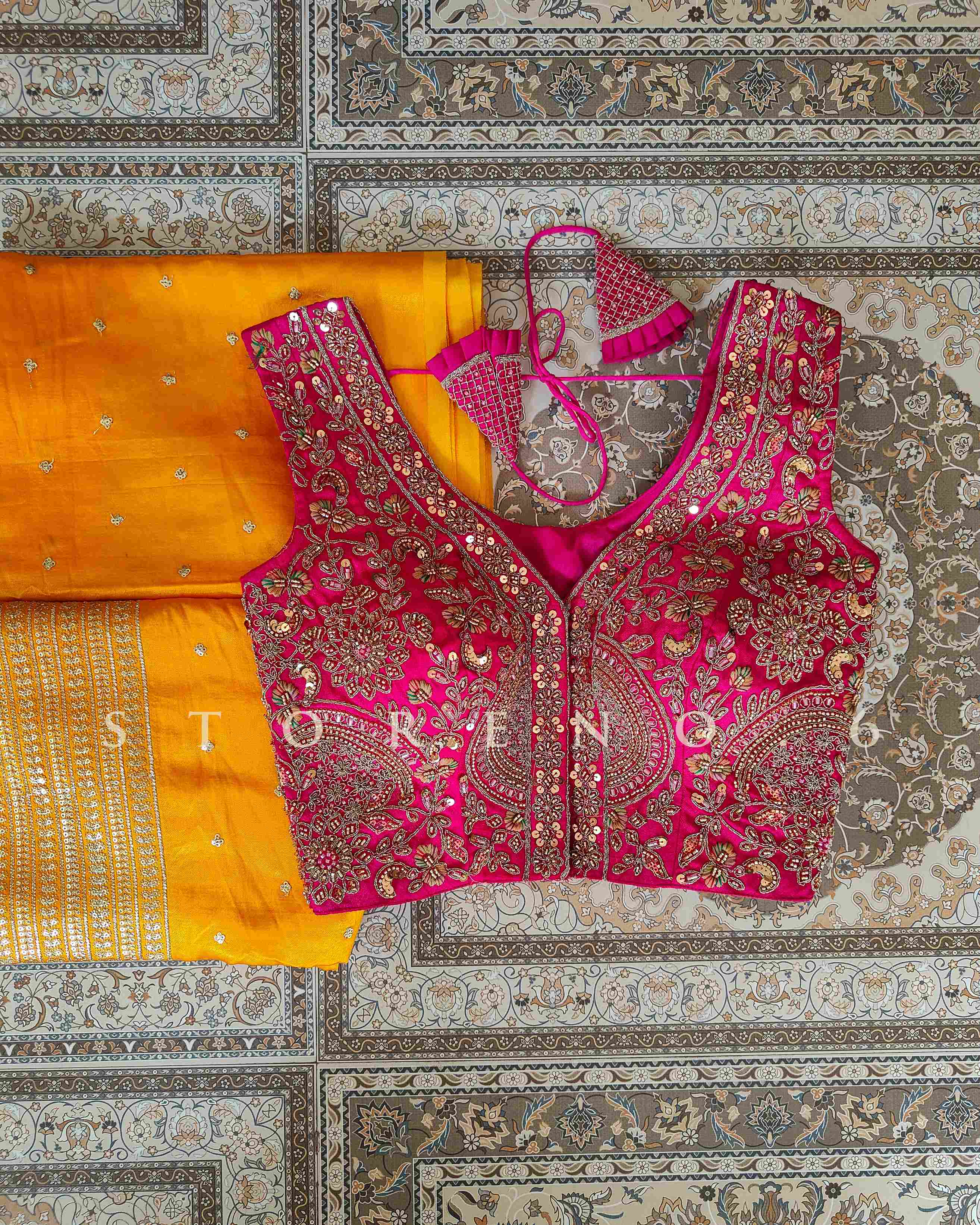 RAHA SAREE AND BLOUSE SET