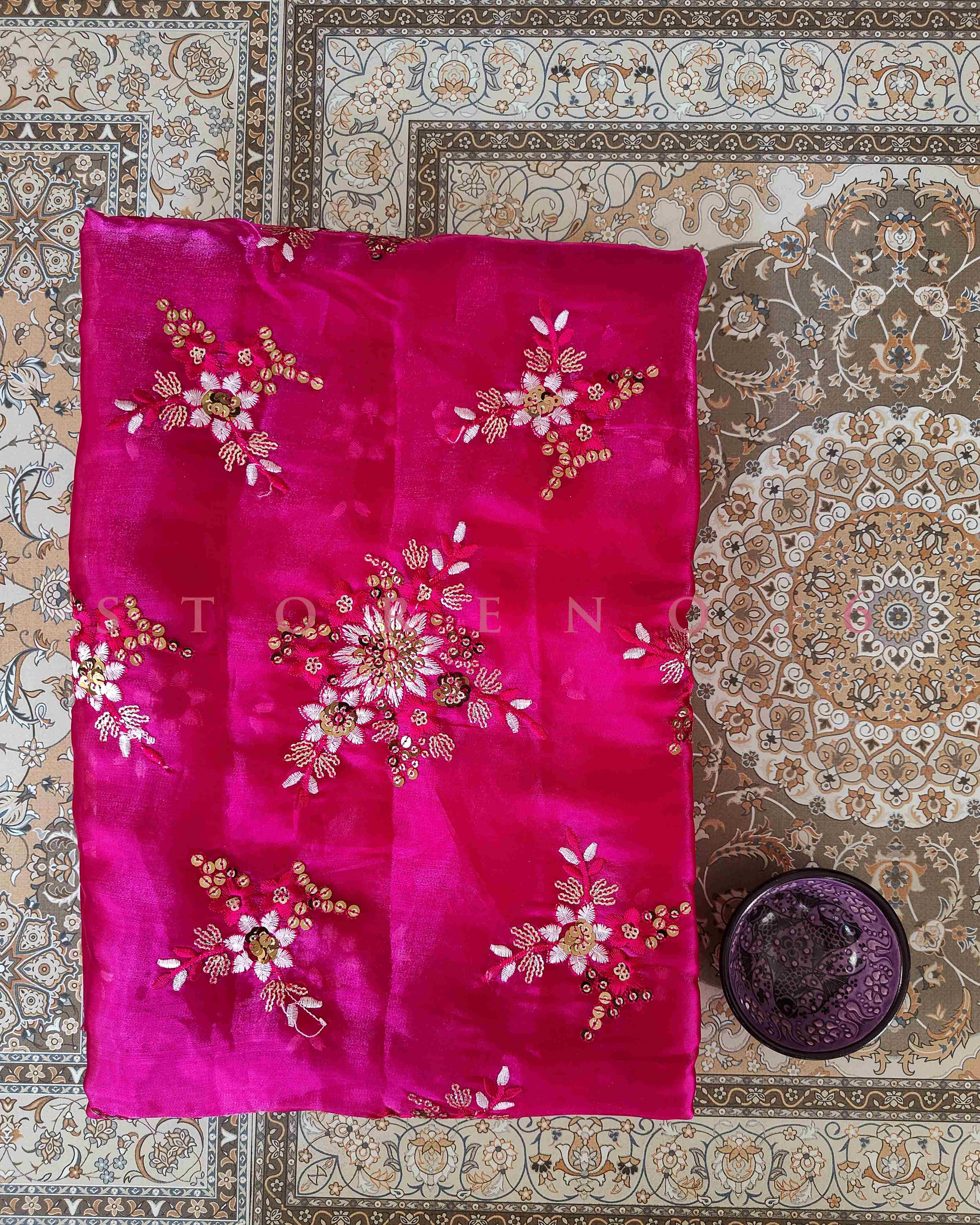 ROSA SAREE AND BLOUSE SET