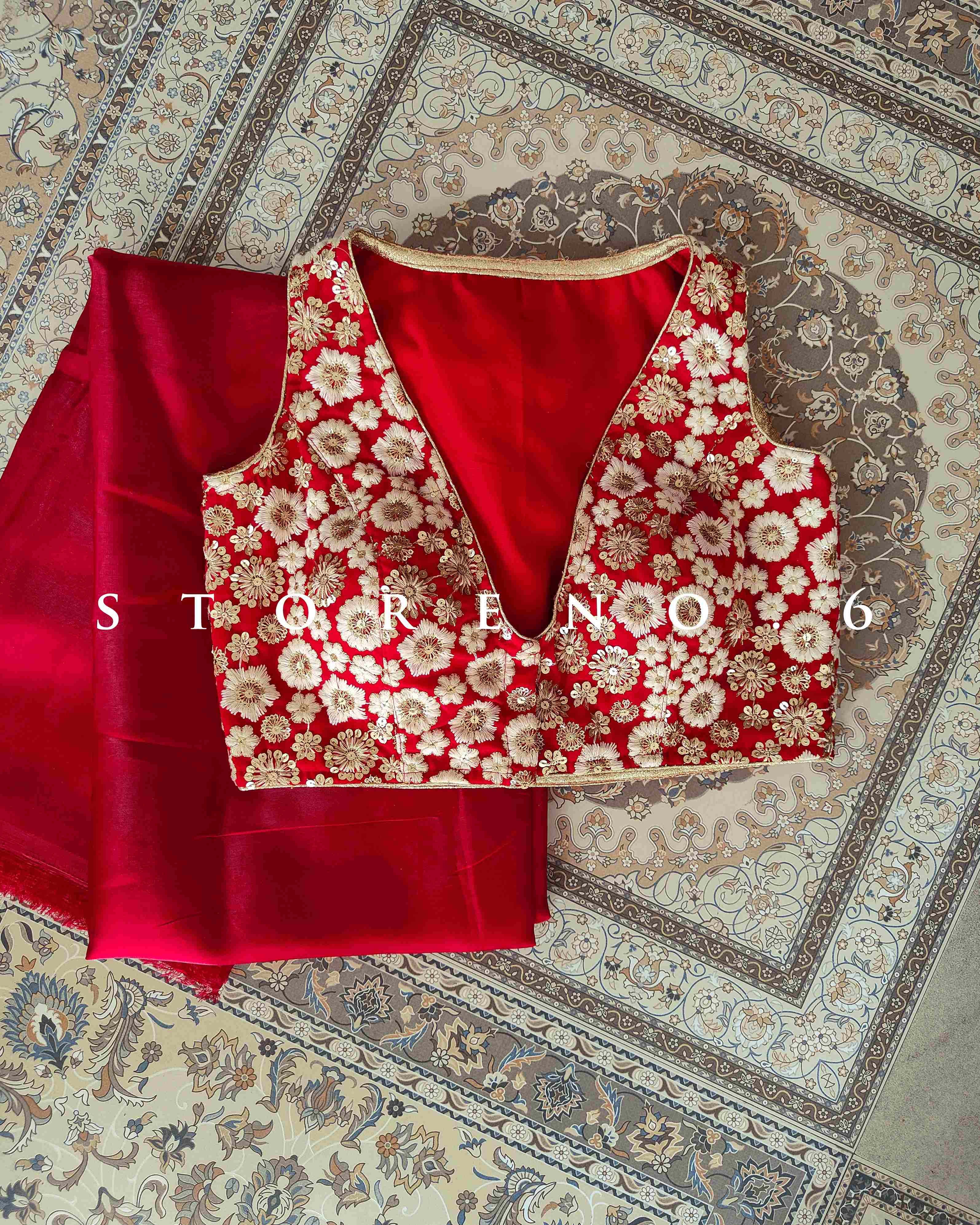 KHWAISH SAREE AND BLOUSE SET