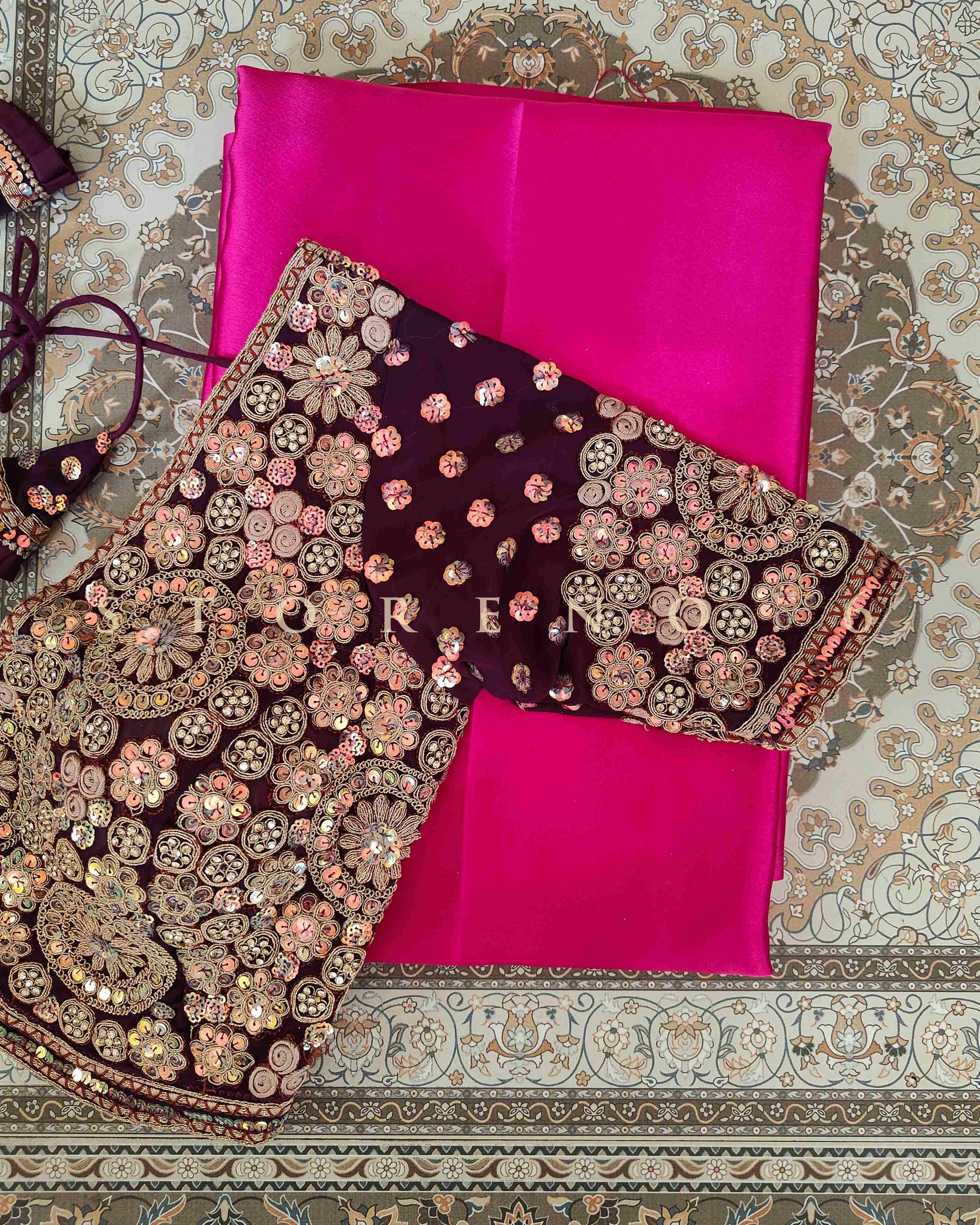 ZARIA SAREE AND BLOUSE SET