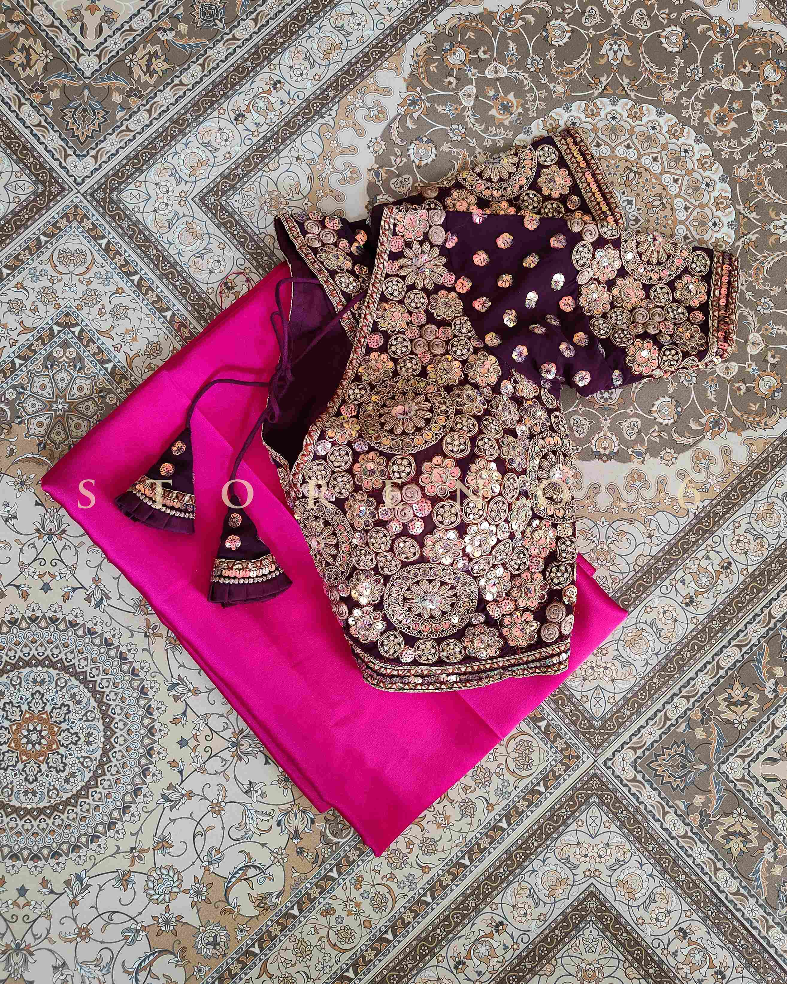 ZARIA SAREE AND BLOUSE SET