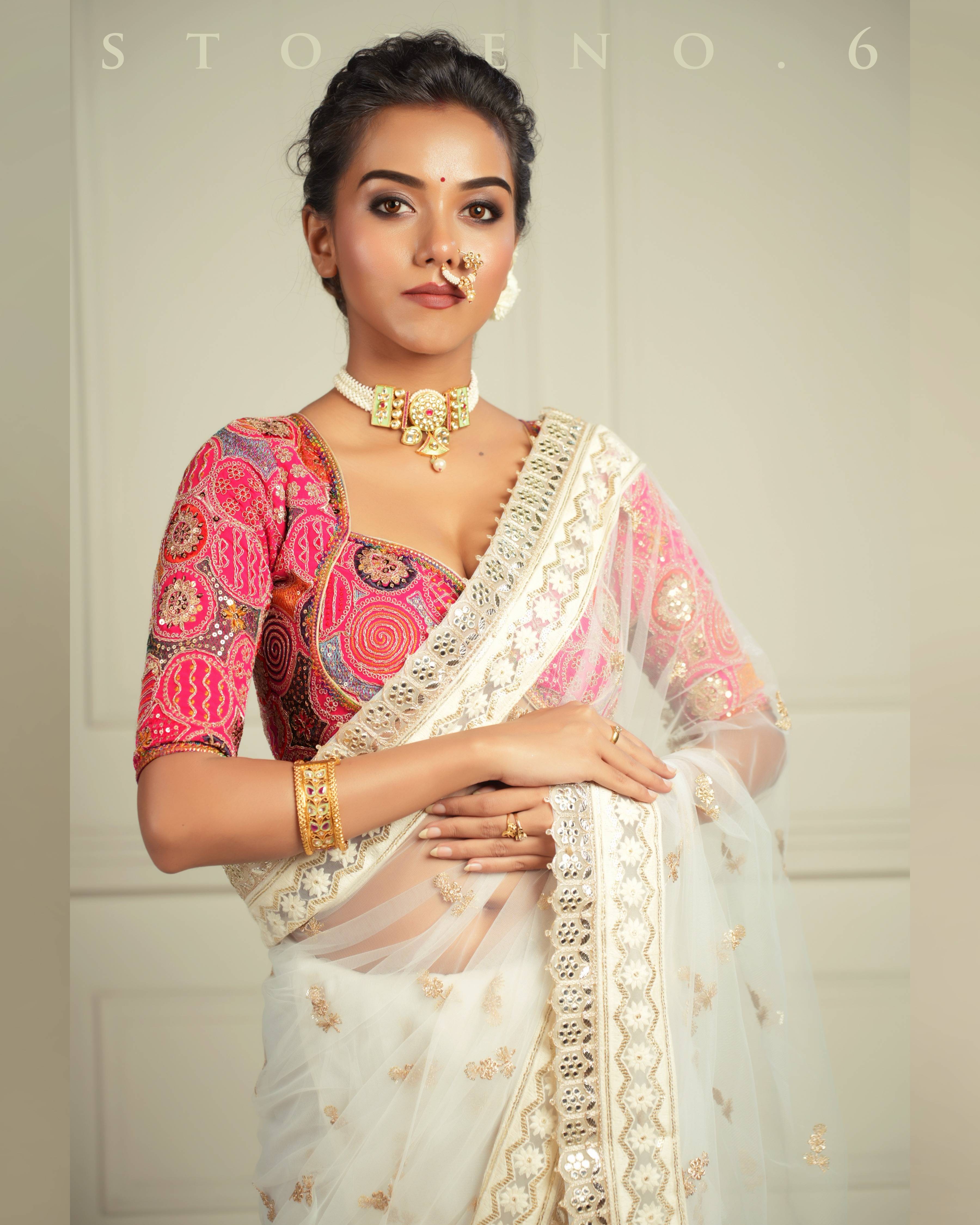 THE QUEEN'S DARLING DAISY SAREE WITH BAAHAR-E-GULAAB BLOUSE