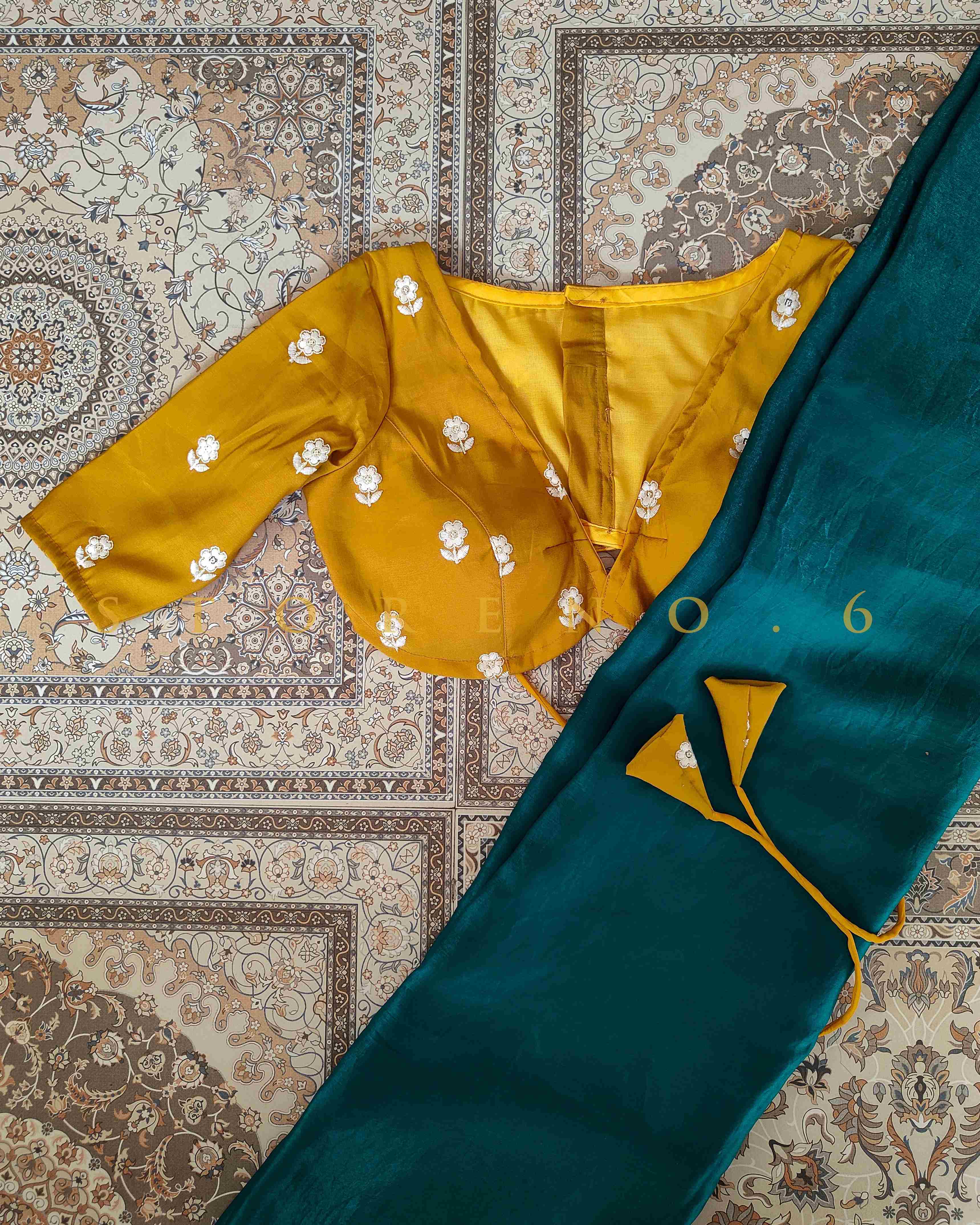 AASMA SAREE AND BLOUSE SET