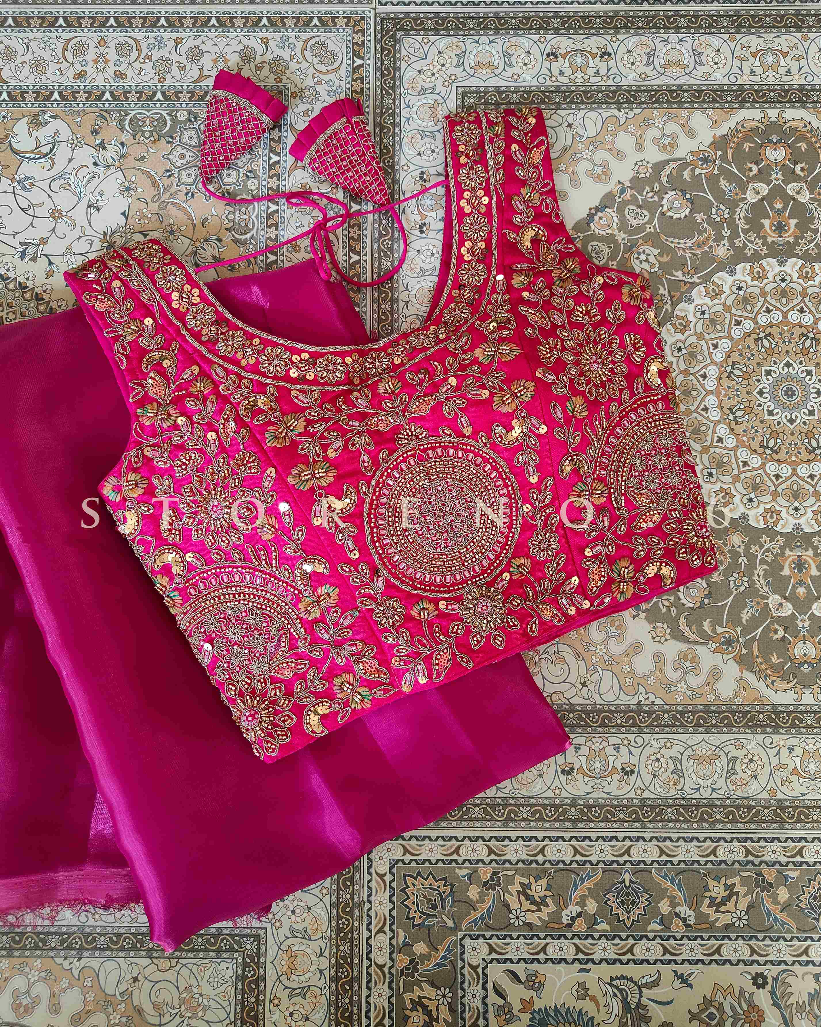 RANI SAREE AND BLOUSE SET