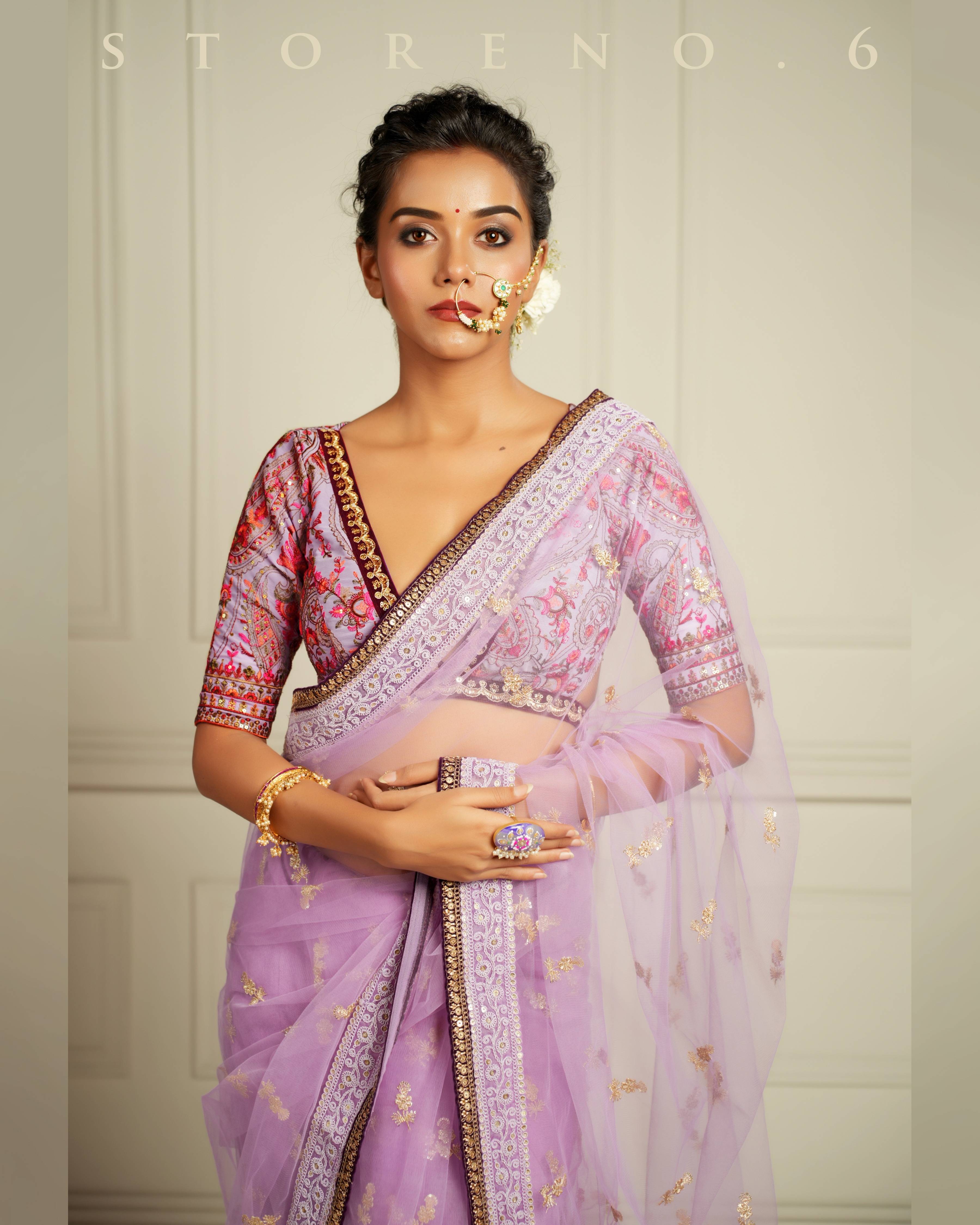 THE QUEEN'S LILAC LUXURY SAREE