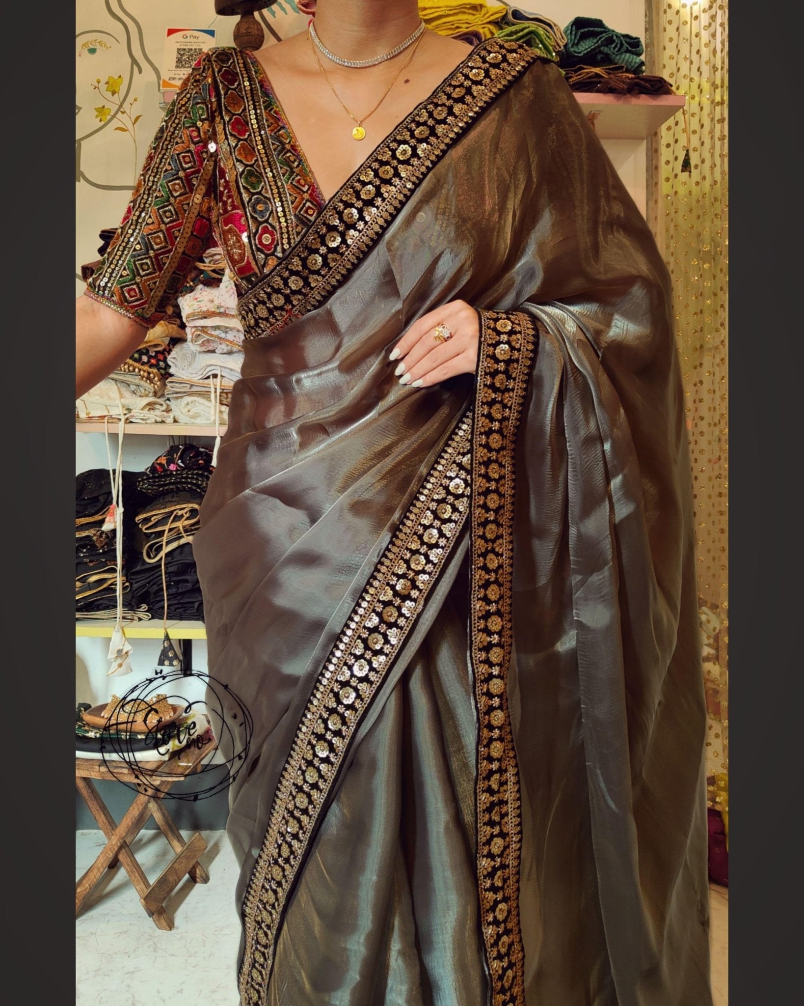 GUL KAARI SIAH PLUNGE BLOUSE WITH NOOR-E-SIAH SAREE